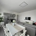 Apartman Orizzonte *